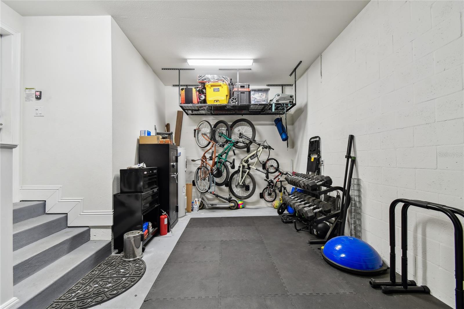 SOUTH GREEN SPGS REP OF BLKS 3 4 28 29 30 31 32 - Residential
