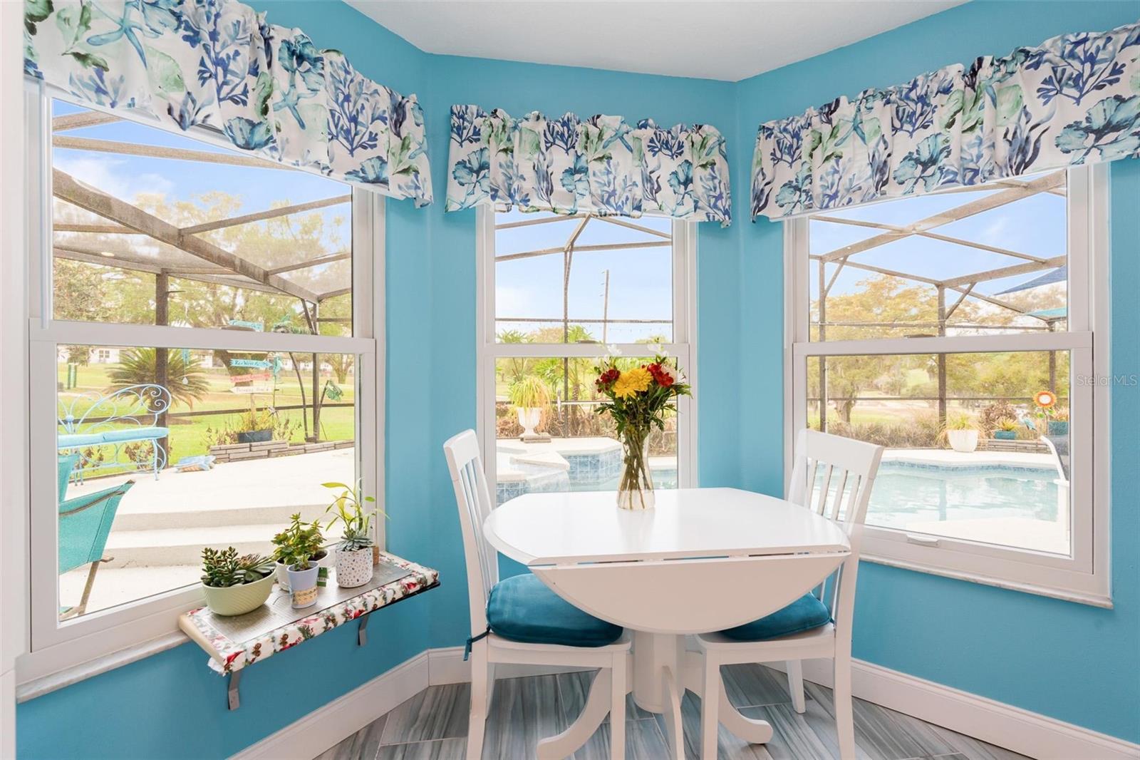 VILLAGE GREEN - Residential