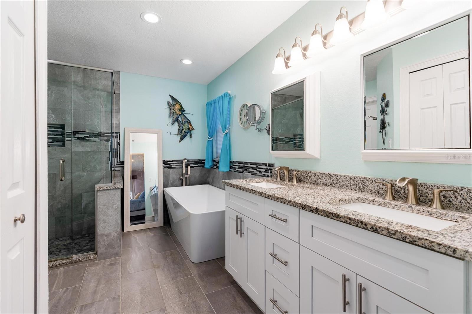 VILLAGE GREEN - Residential