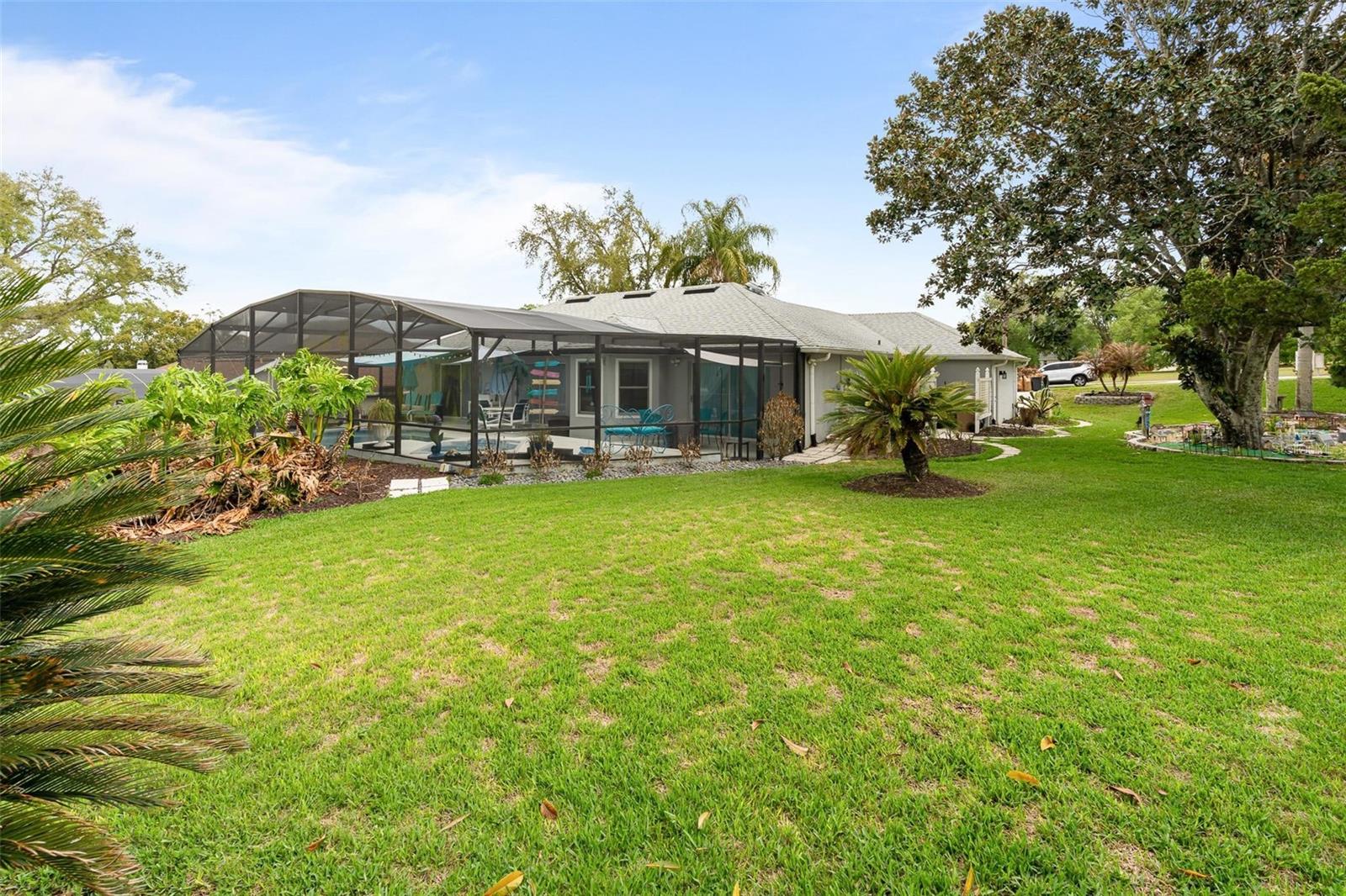 VILLAGE GREEN - Residential