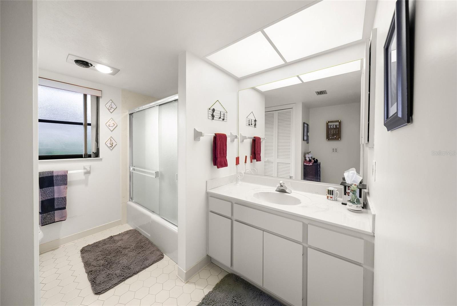 DESOTO LAKES COUNTRY CLUB COLONY 2B - Residential