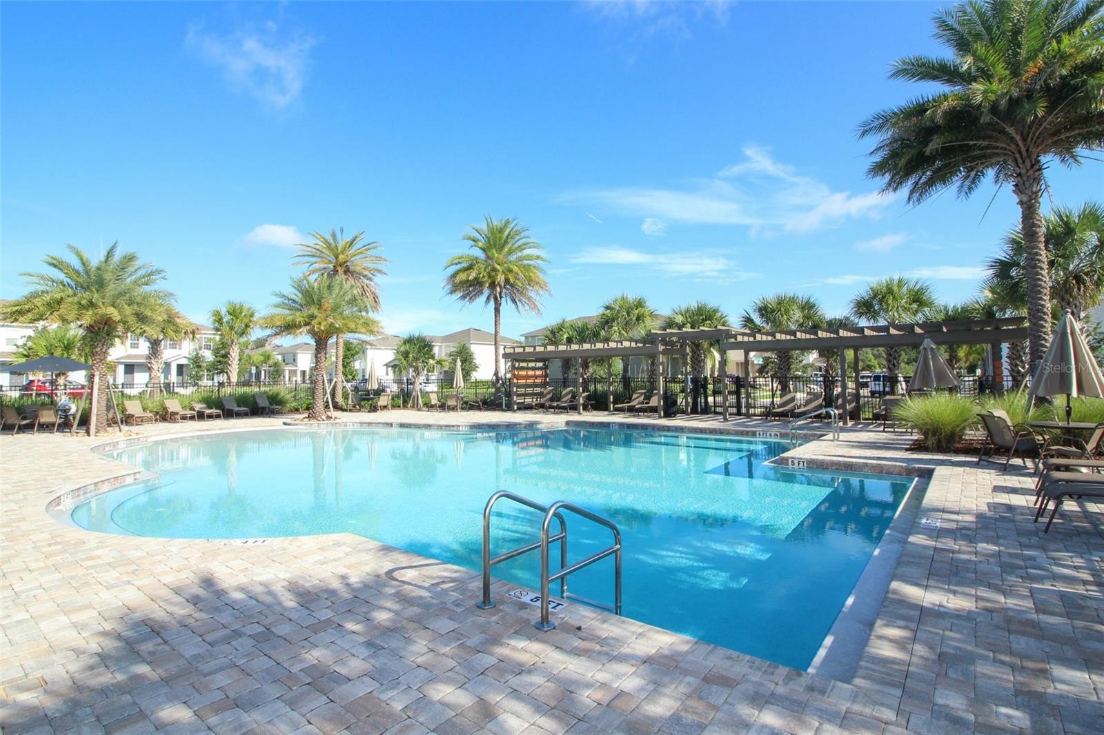 HAMILTON GARDENS - Residential