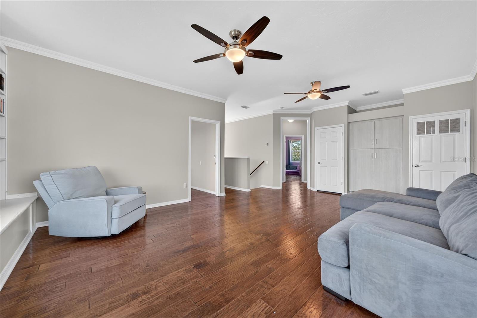SILVER OAKS - Residential