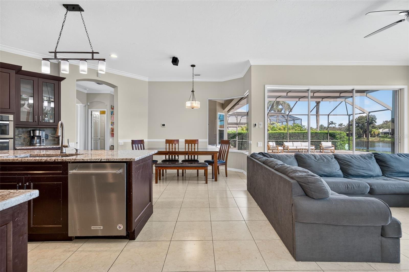 SILVER OAKS - Residential