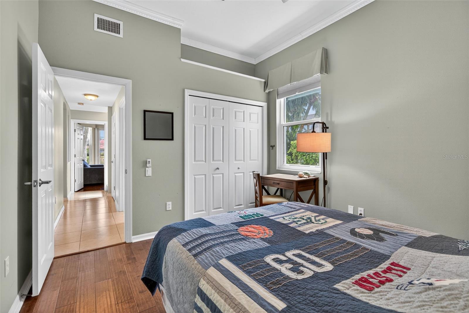 SILVER OAKS - Residential