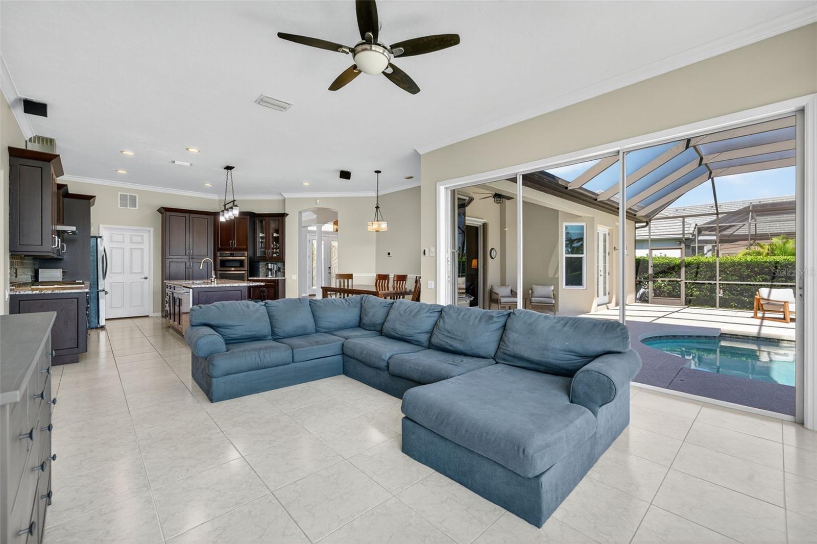 SILVER OAKS - Residential