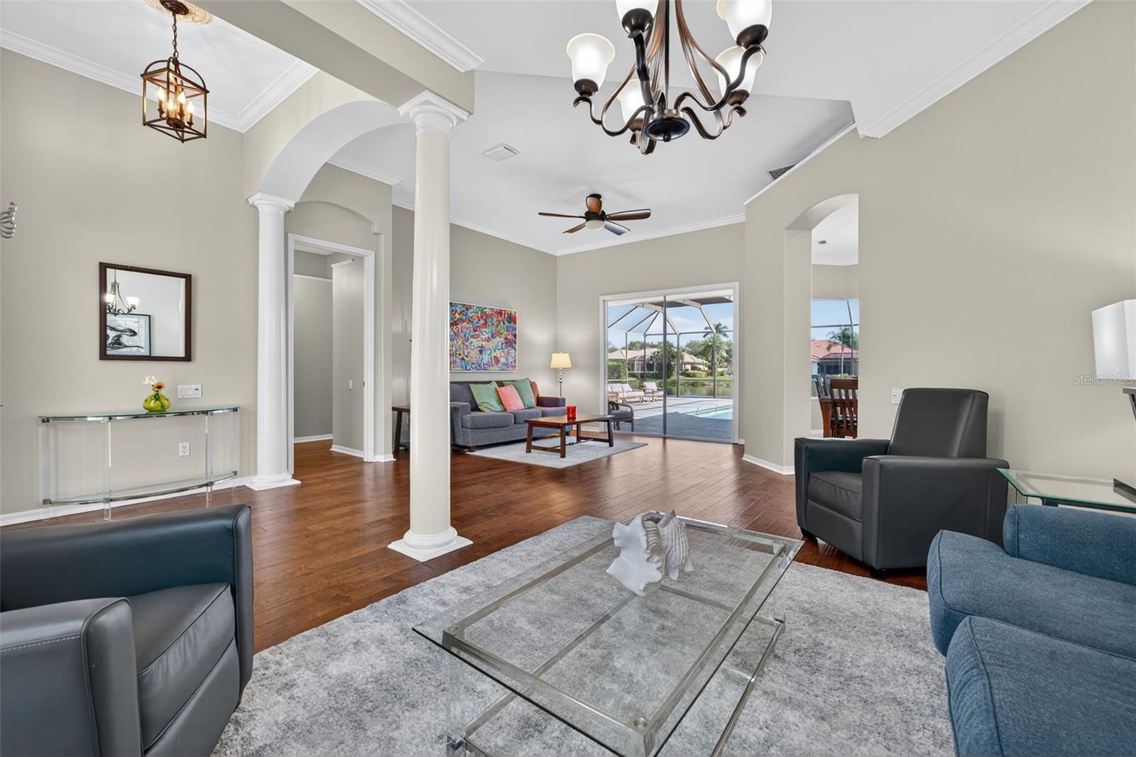 SILVER OAKS - Residential