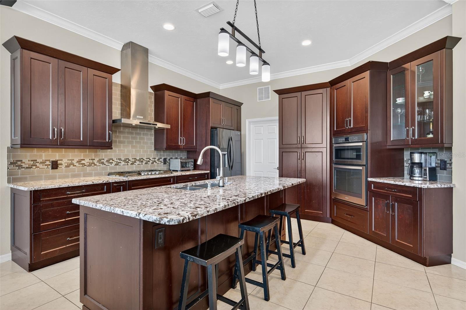 SILVER OAKS - Residential