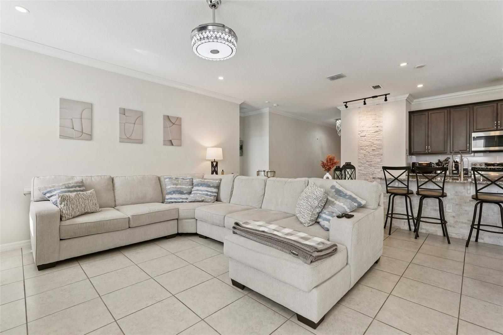 1418 FLATWOOD STREET