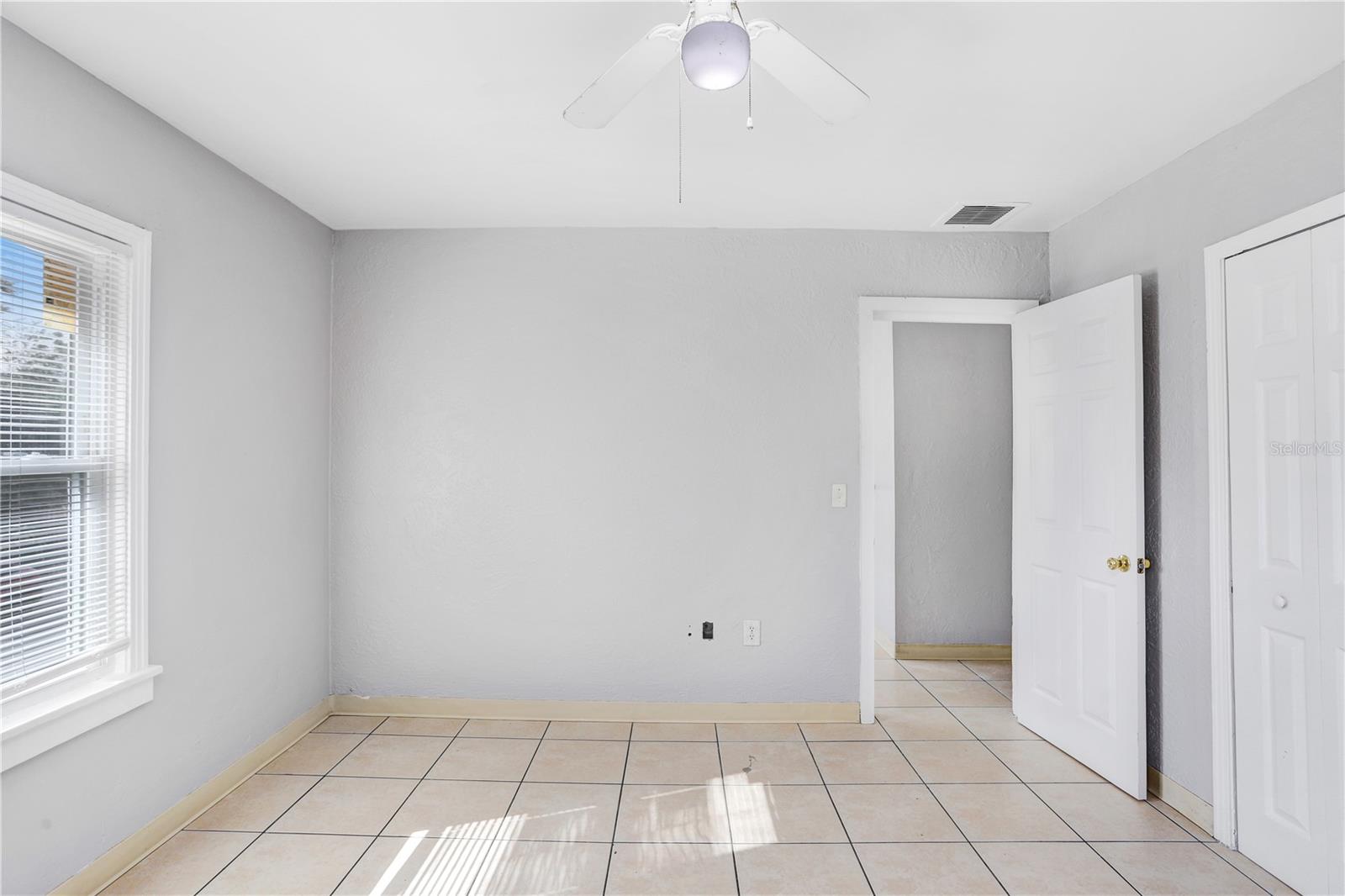 DISTRICT FLA CORP SUB 1 - Residential Income