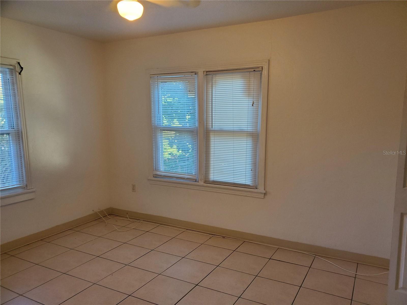 DISTRICT FLA CORP SUB 1 - Residential Income