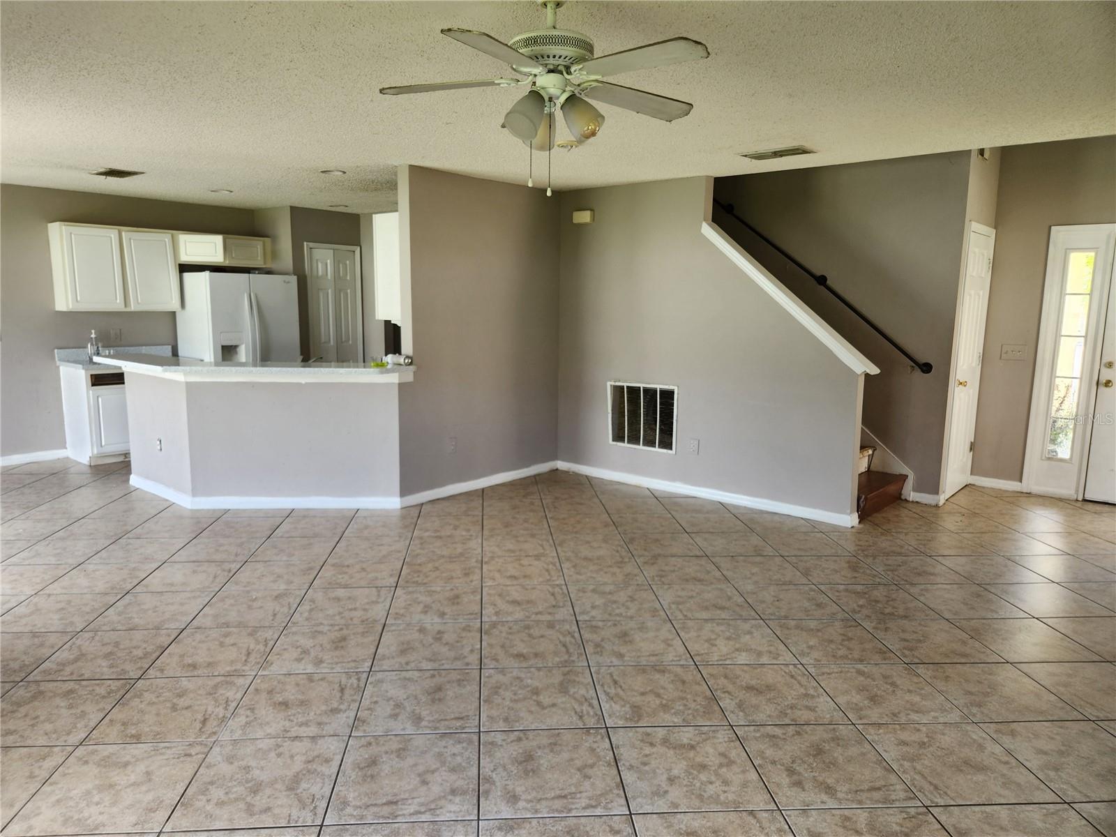 2425 ASHECROFT DRIVE