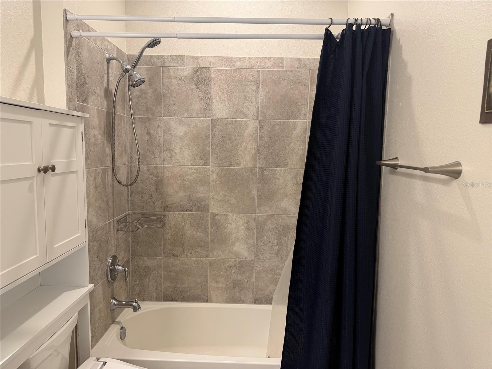 BENTLEY GREEN - Residential