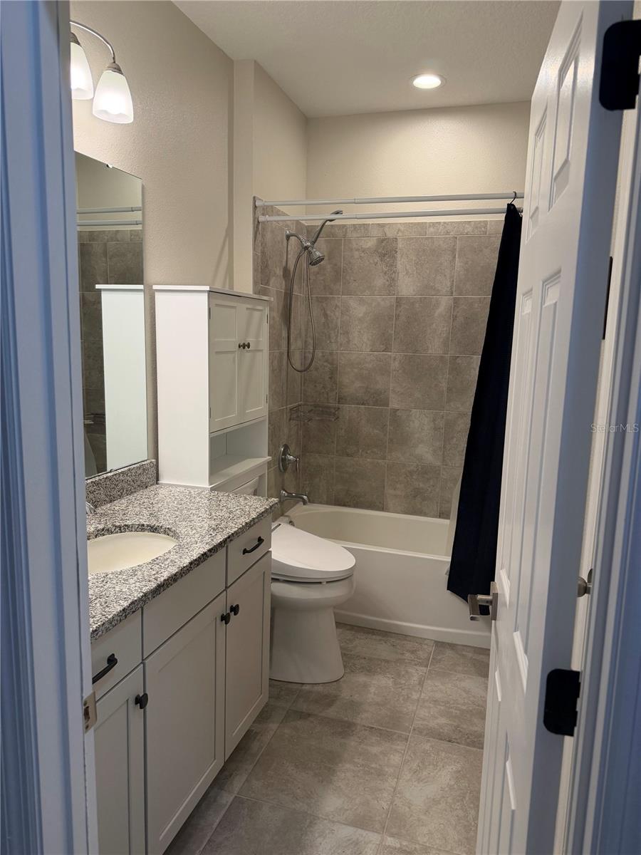 BENTLEY GREEN - Residential