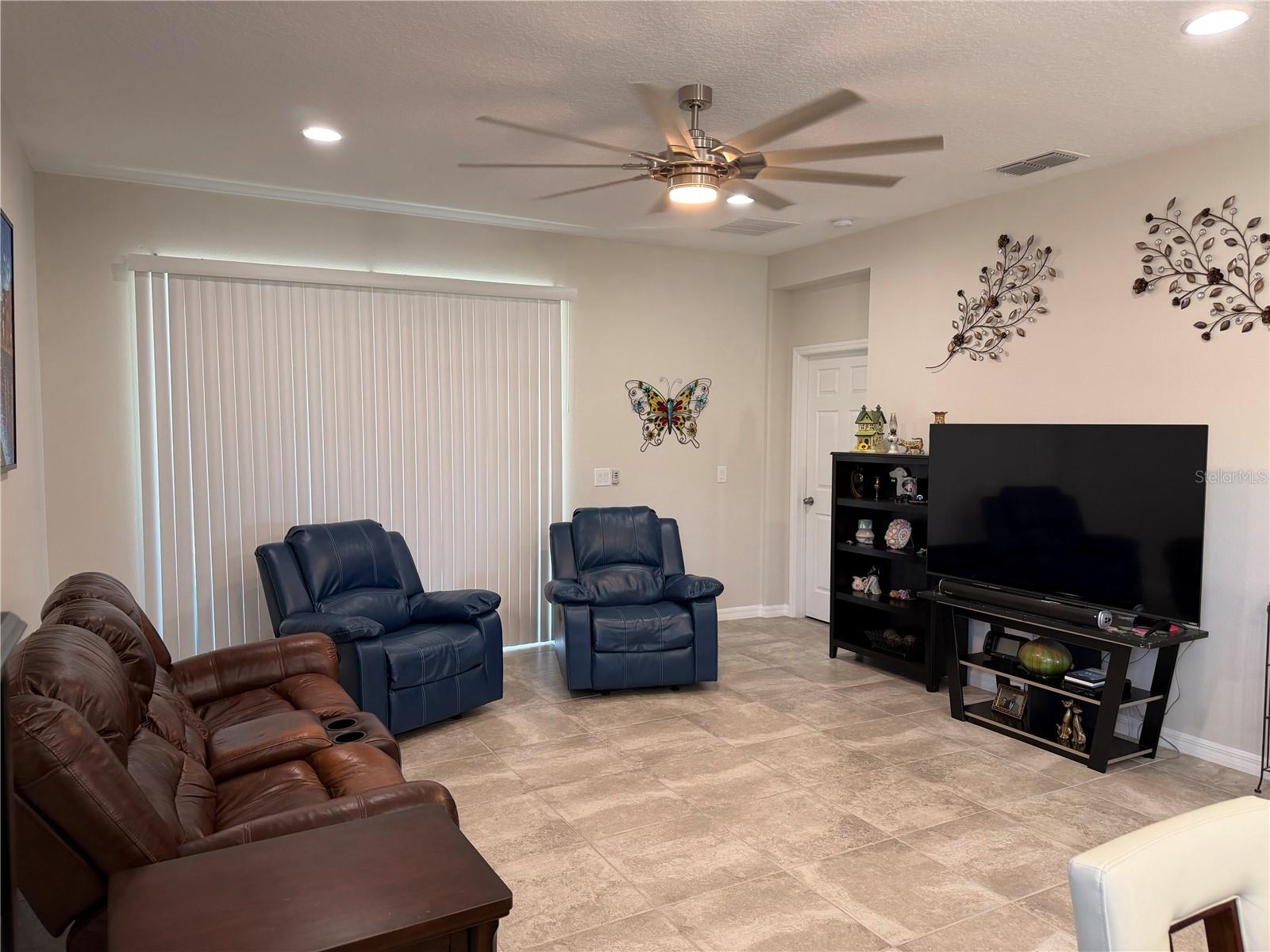 BENTLEY GREEN - Residential