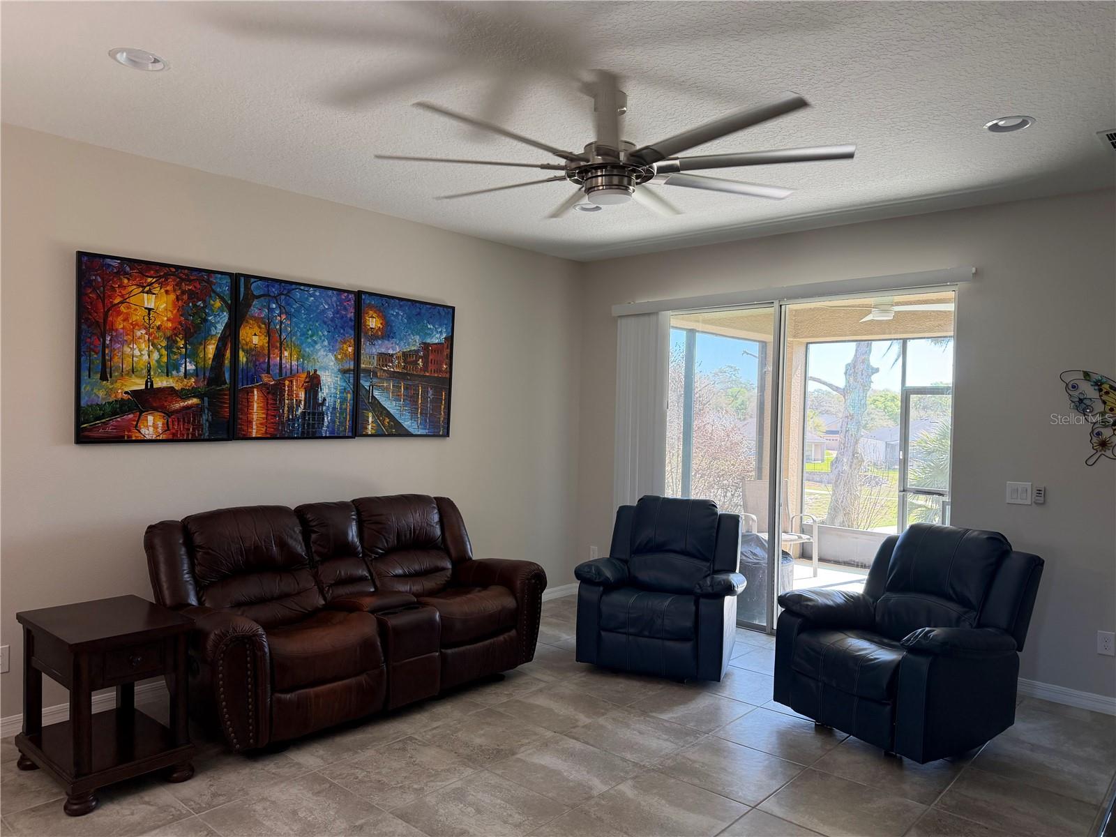 BENTLEY GREEN - Residential