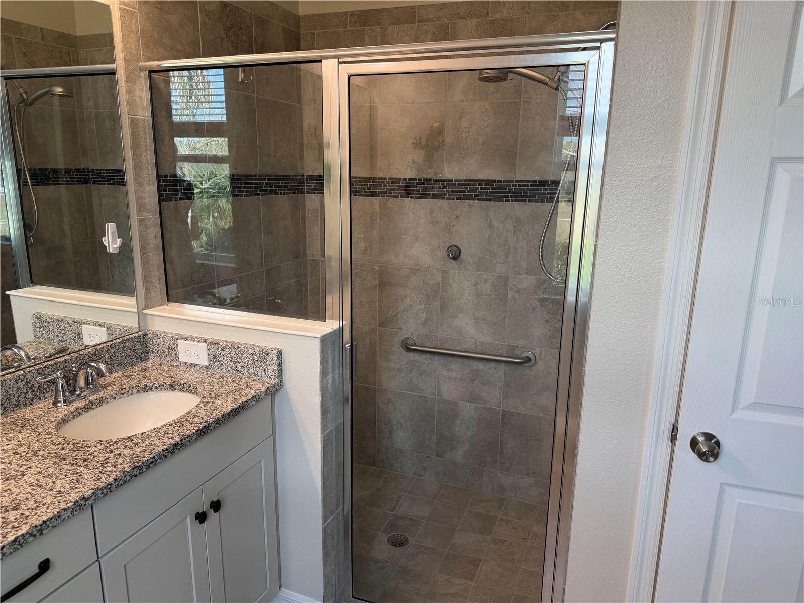 BENTLEY GREEN - Residential