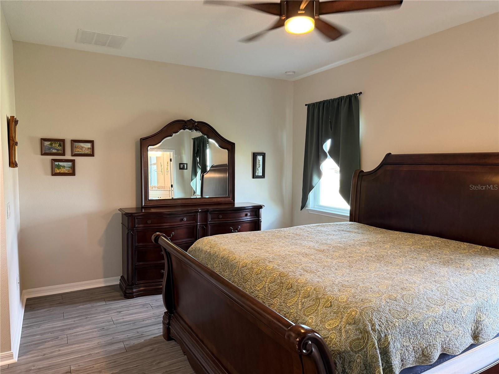 BENTLEY GREEN - Residential