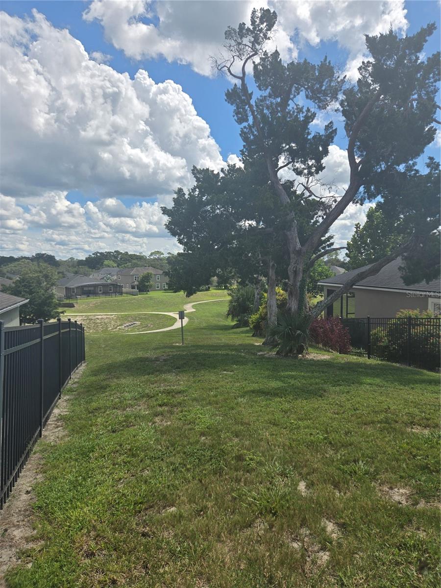 BENTLEY GREEN - Residential