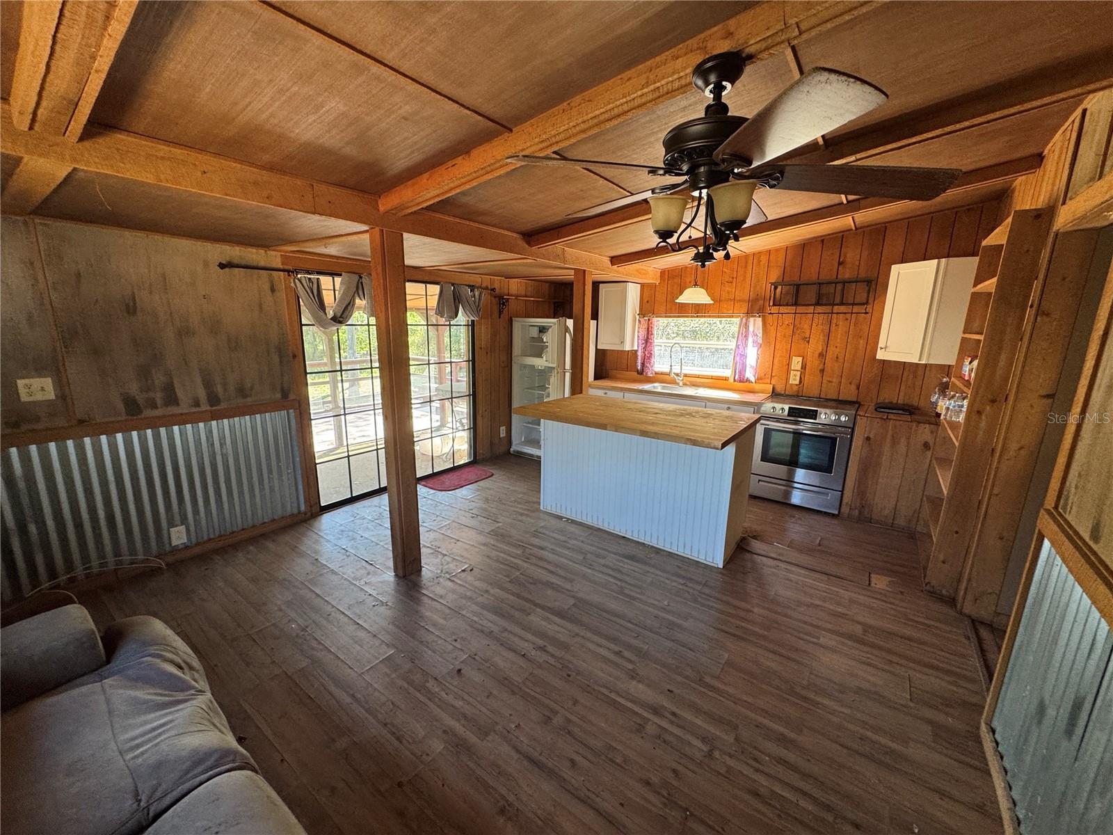 RIVER HEIGHTS ESTATE - Residential