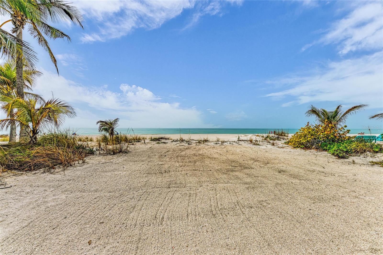 PELICAN PERCH - Residential Income