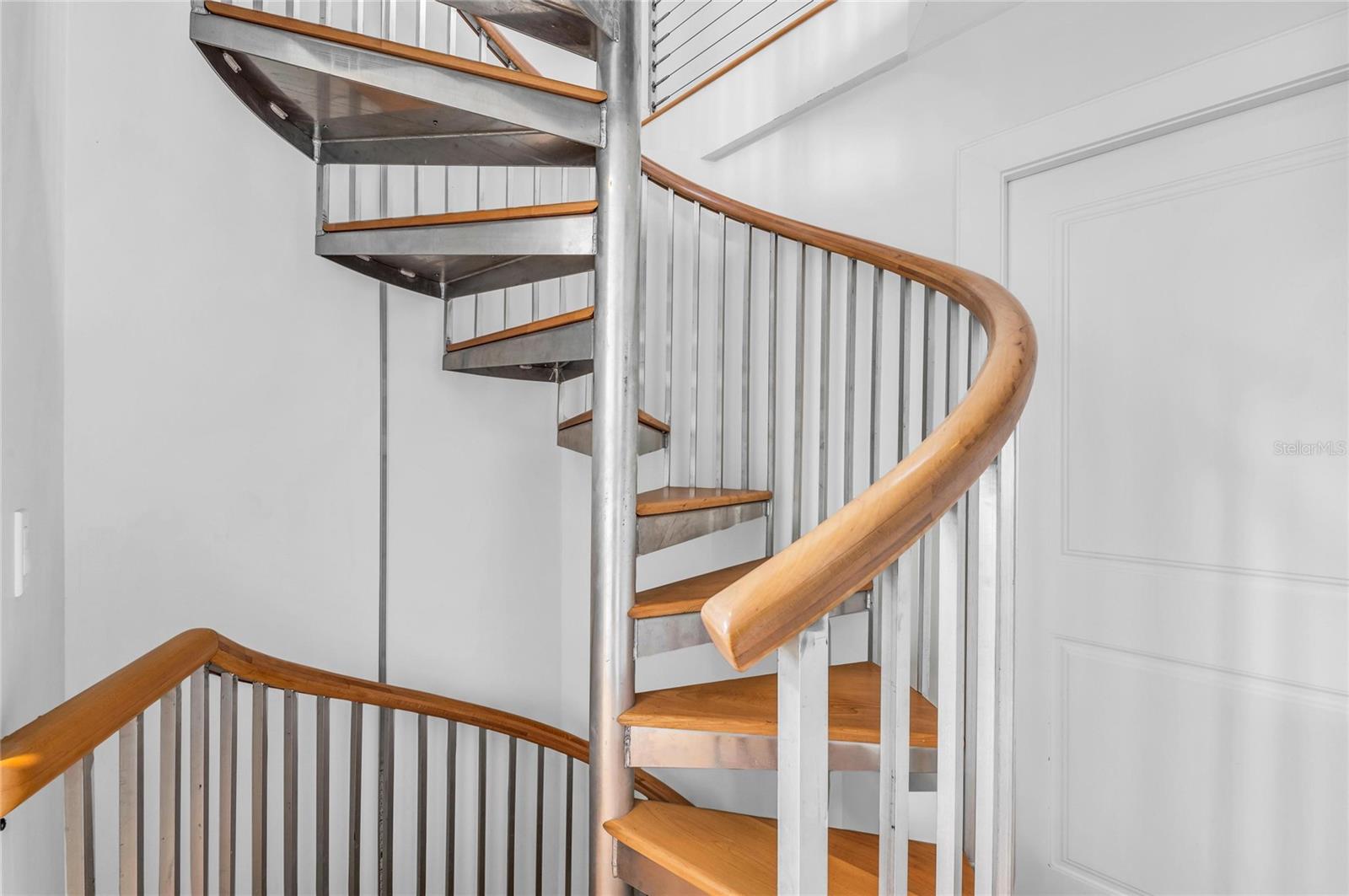 PELICAN PERCH - Residential Income