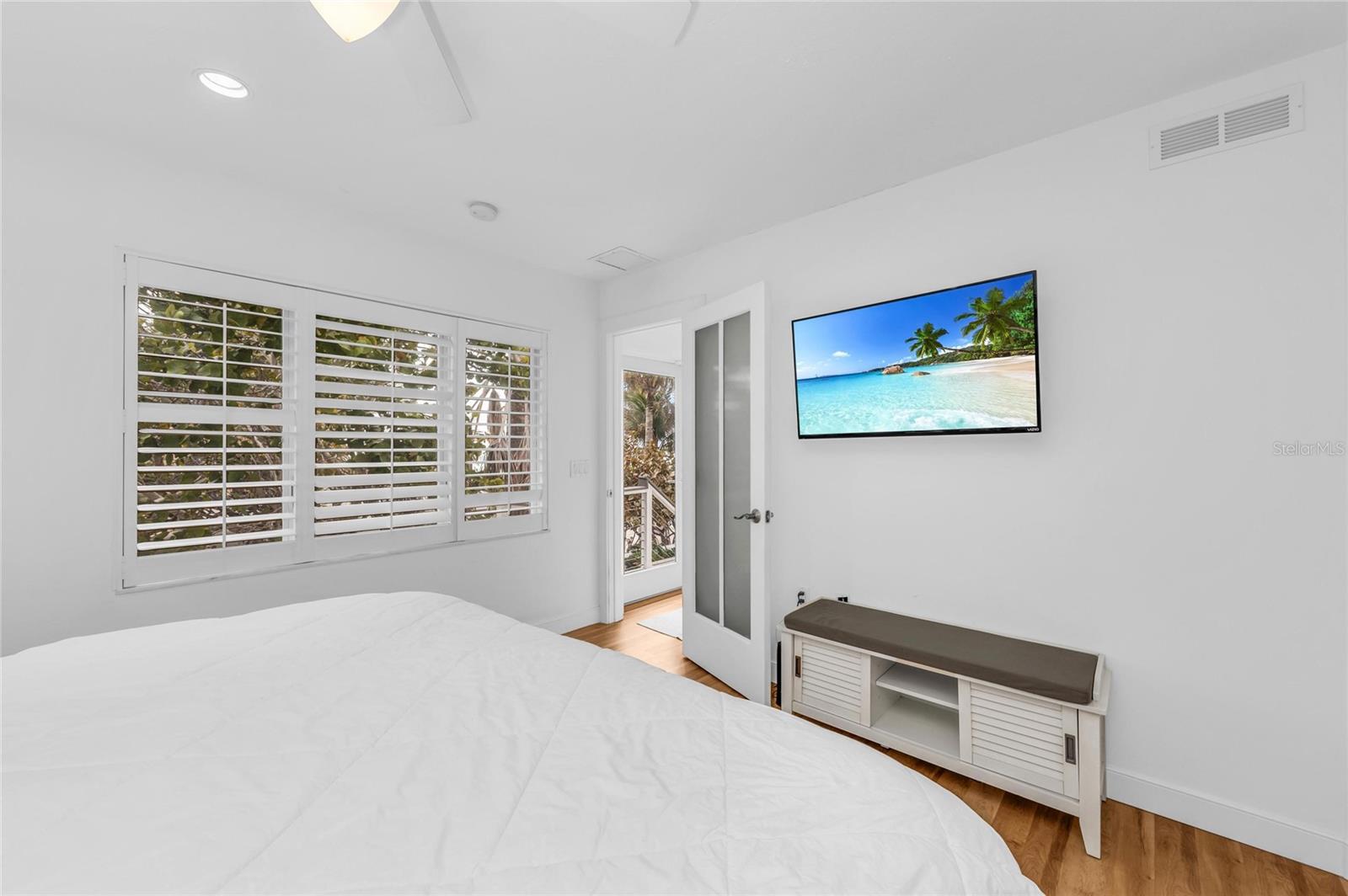 PELICAN PERCH - Residential Income