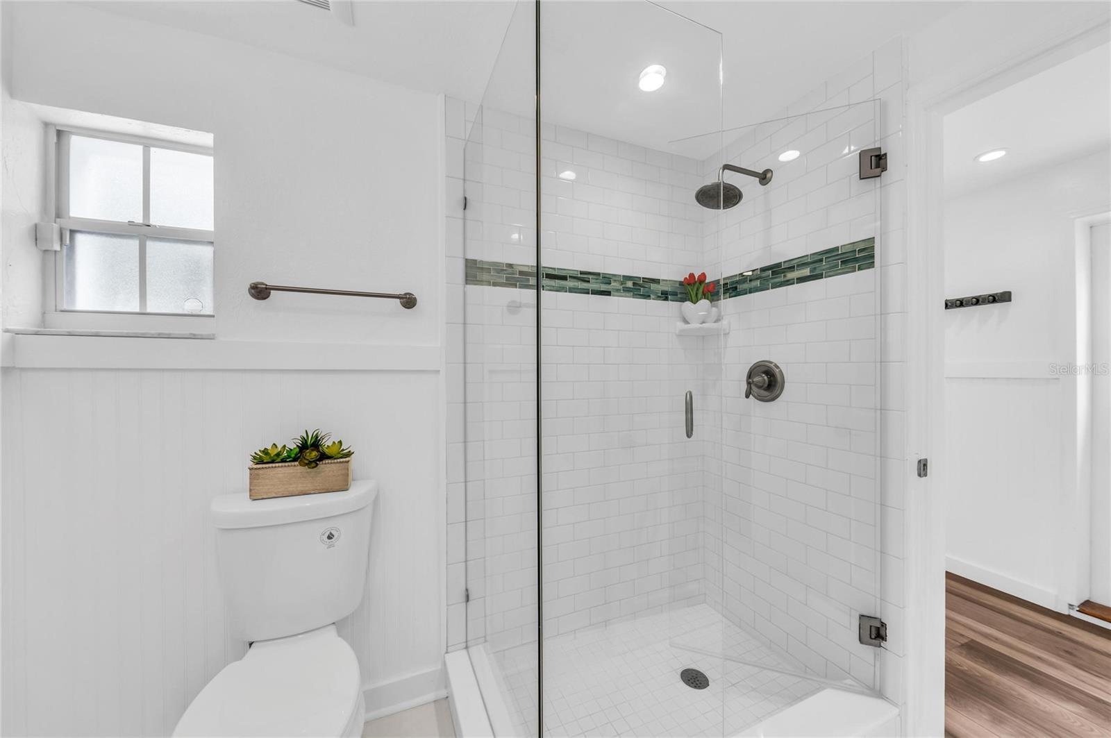 PELICAN PERCH - Residential Income