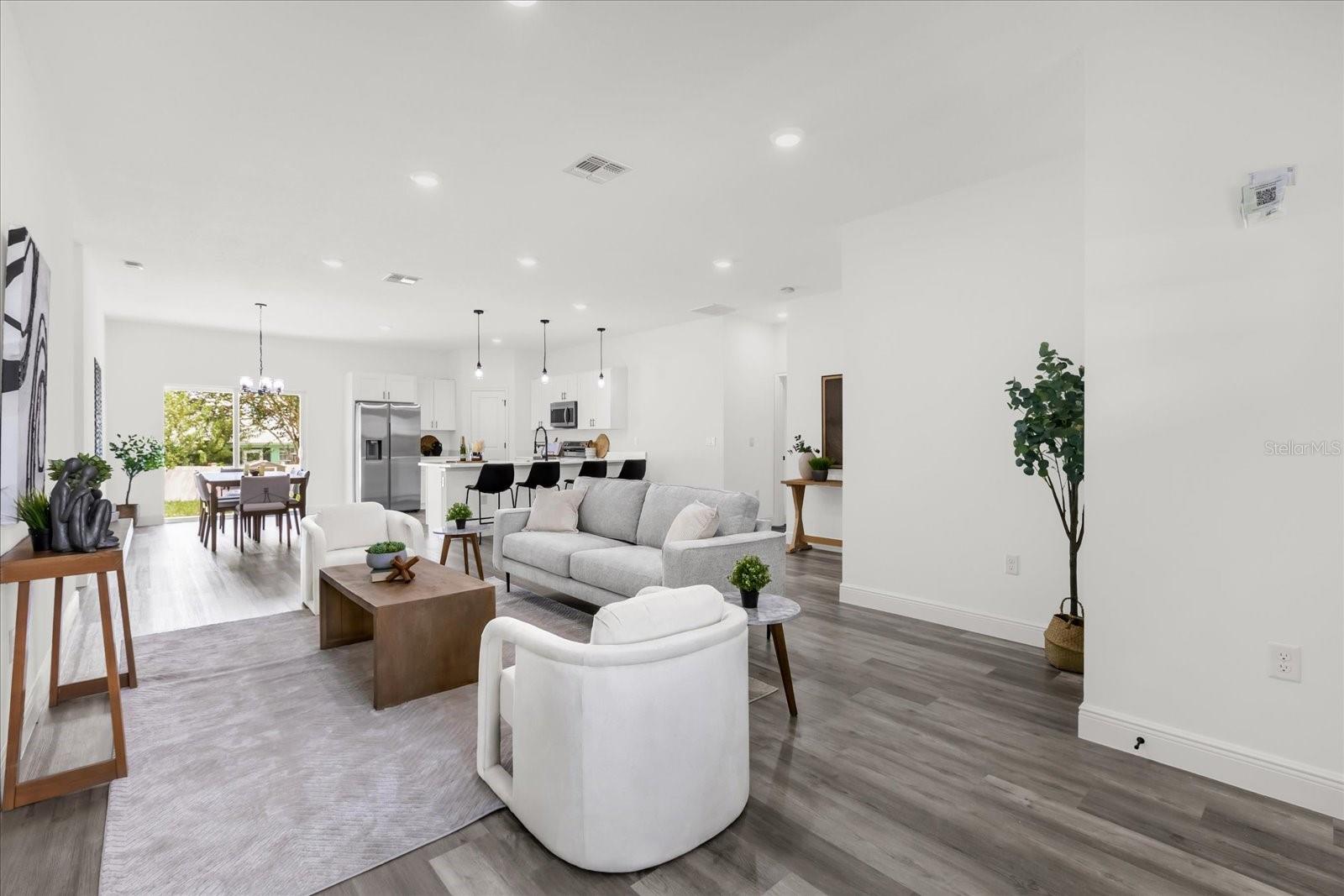 MARION OAKS 06 - Residential Lease