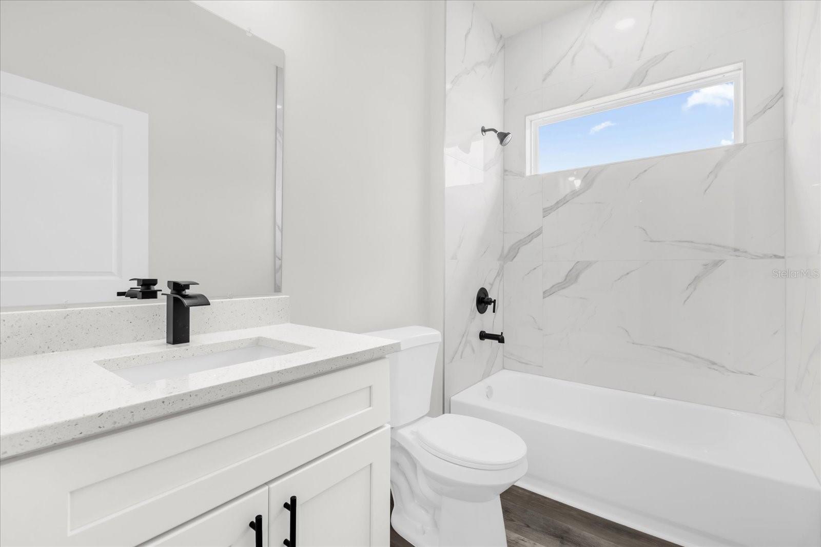 MARION OAKS 06 - Residential Lease