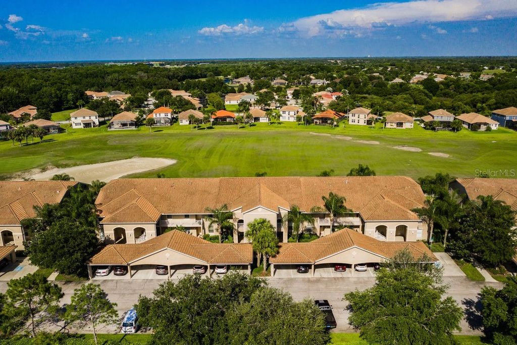 Photo of 811 Fairwaycove Lane #107, Bradenton, FL 34212 (MLS # A4664614)