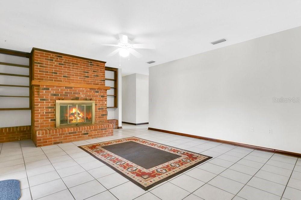1195 HEIDI COURT