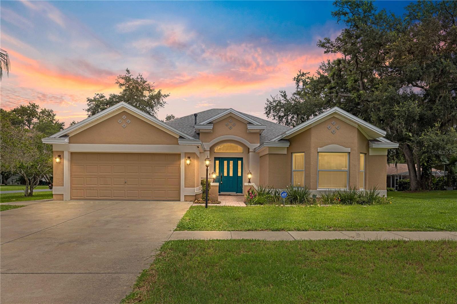 View LADY LAKE, FL 32159 house