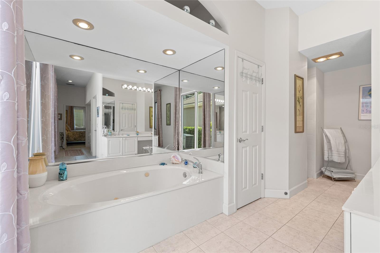 ROSEDALE - Residential