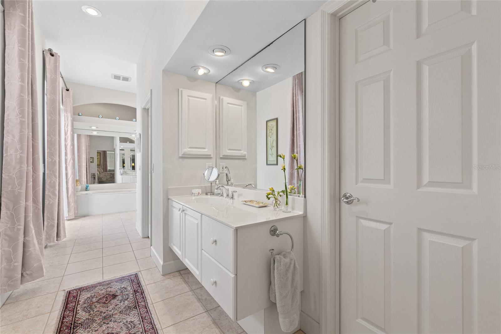 ROSEDALE - Residential