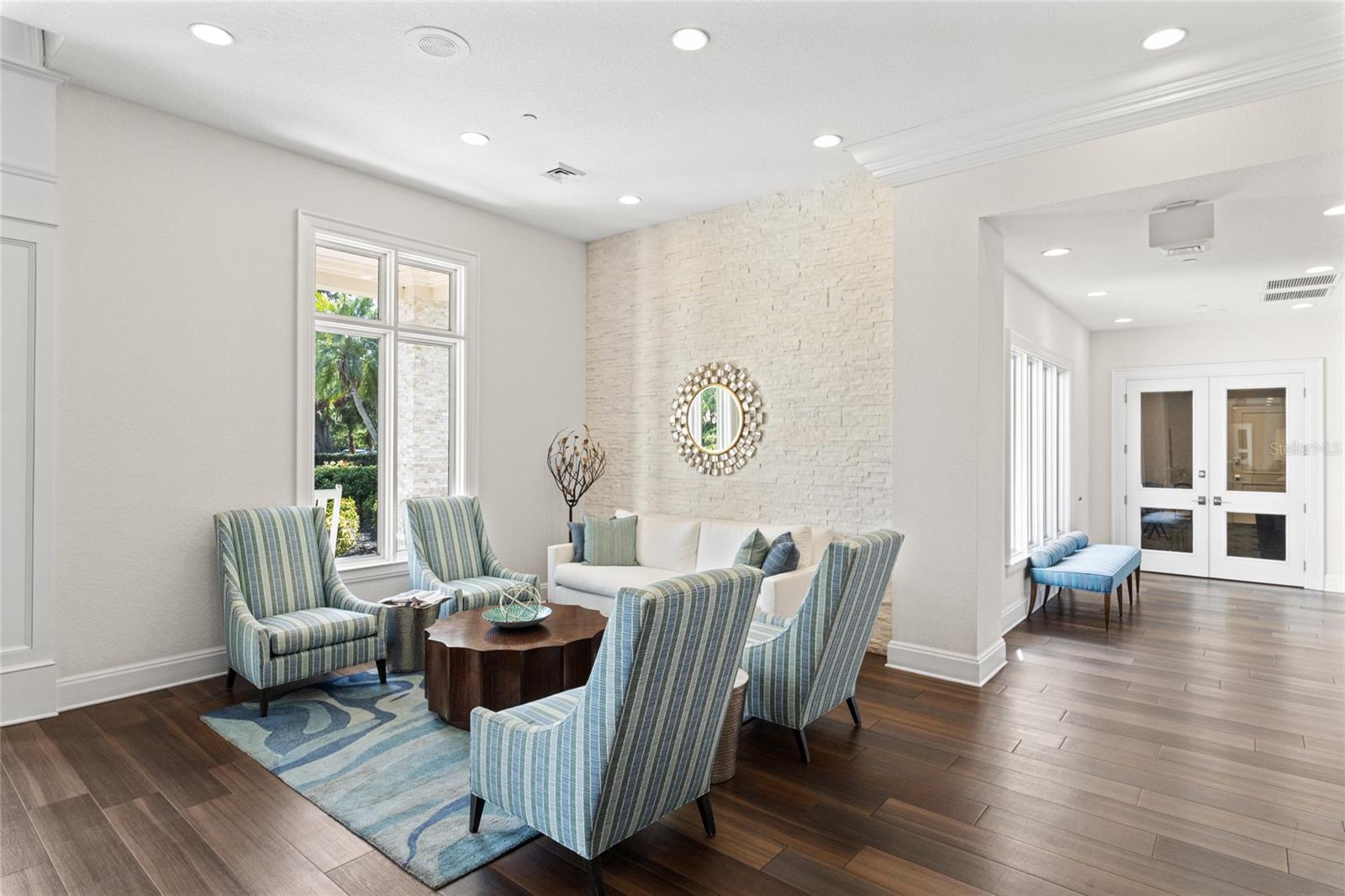 ROSEDALE - Residential