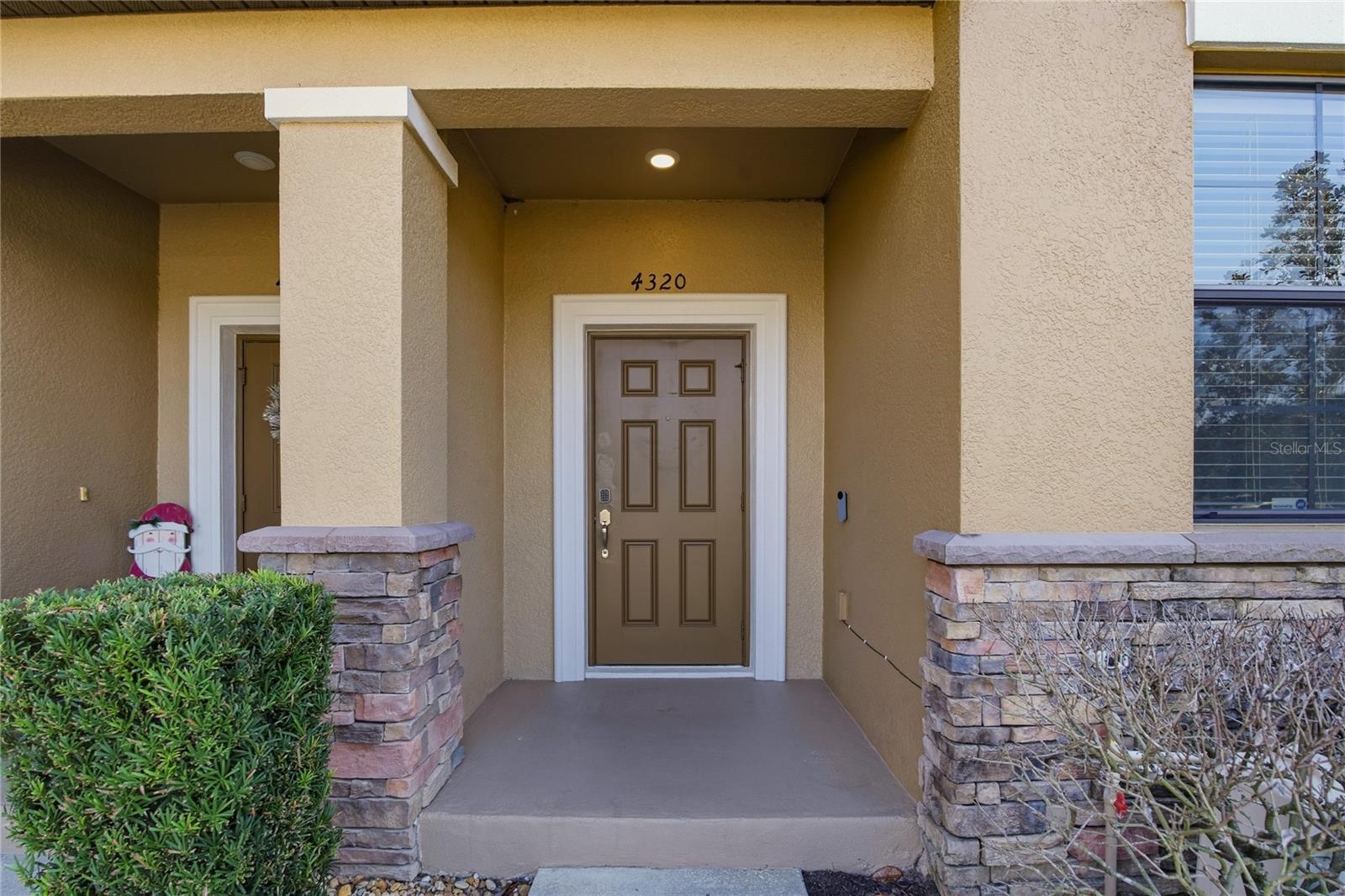 MEADOW POINTE IV PRCL I - Residential Lease