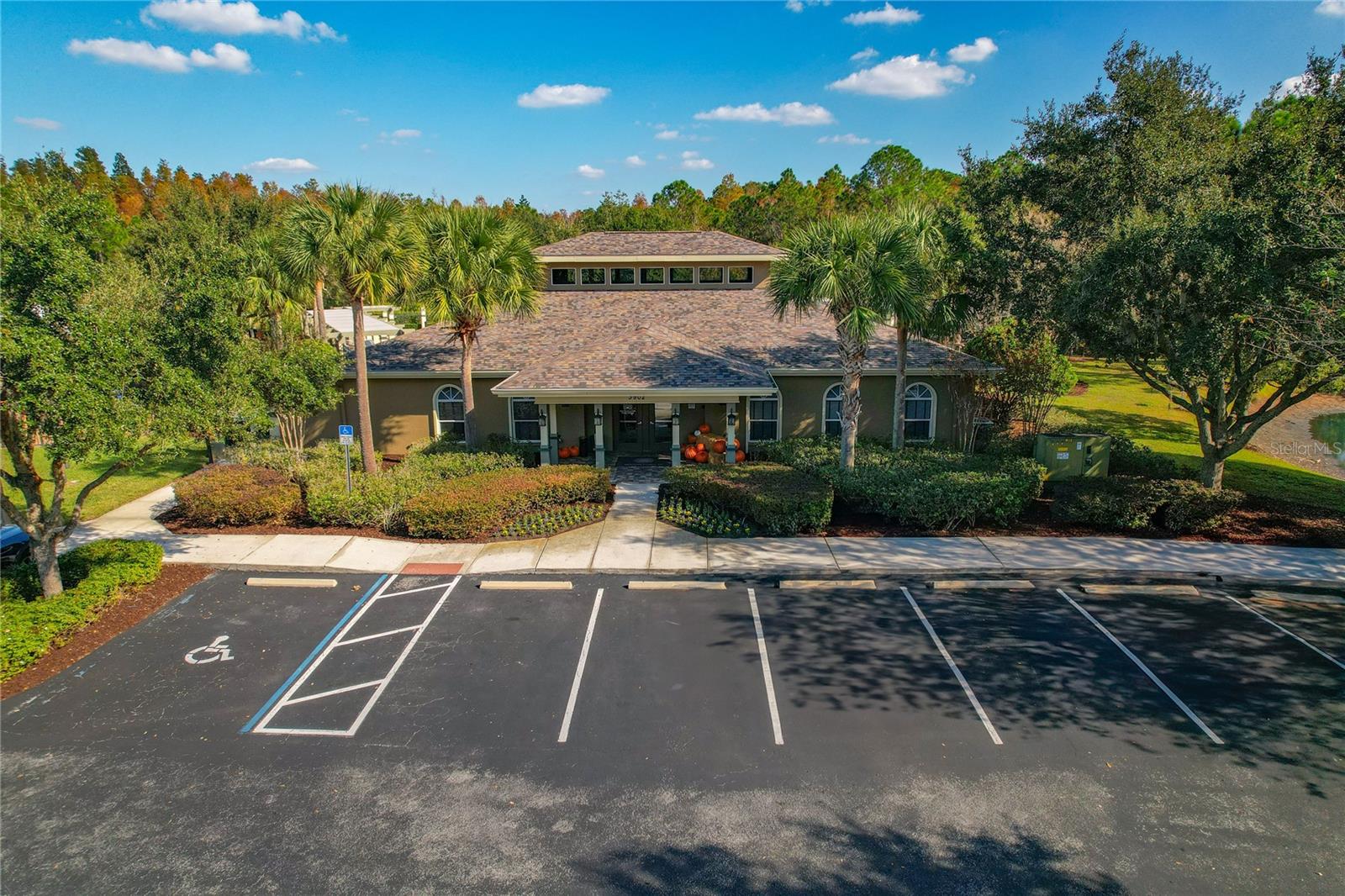 MEADOW POINTE IV PRCL I - Residential Lease