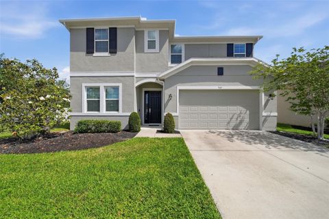 Property photo of 947 Maypole Drive, Apopka, FL 32703