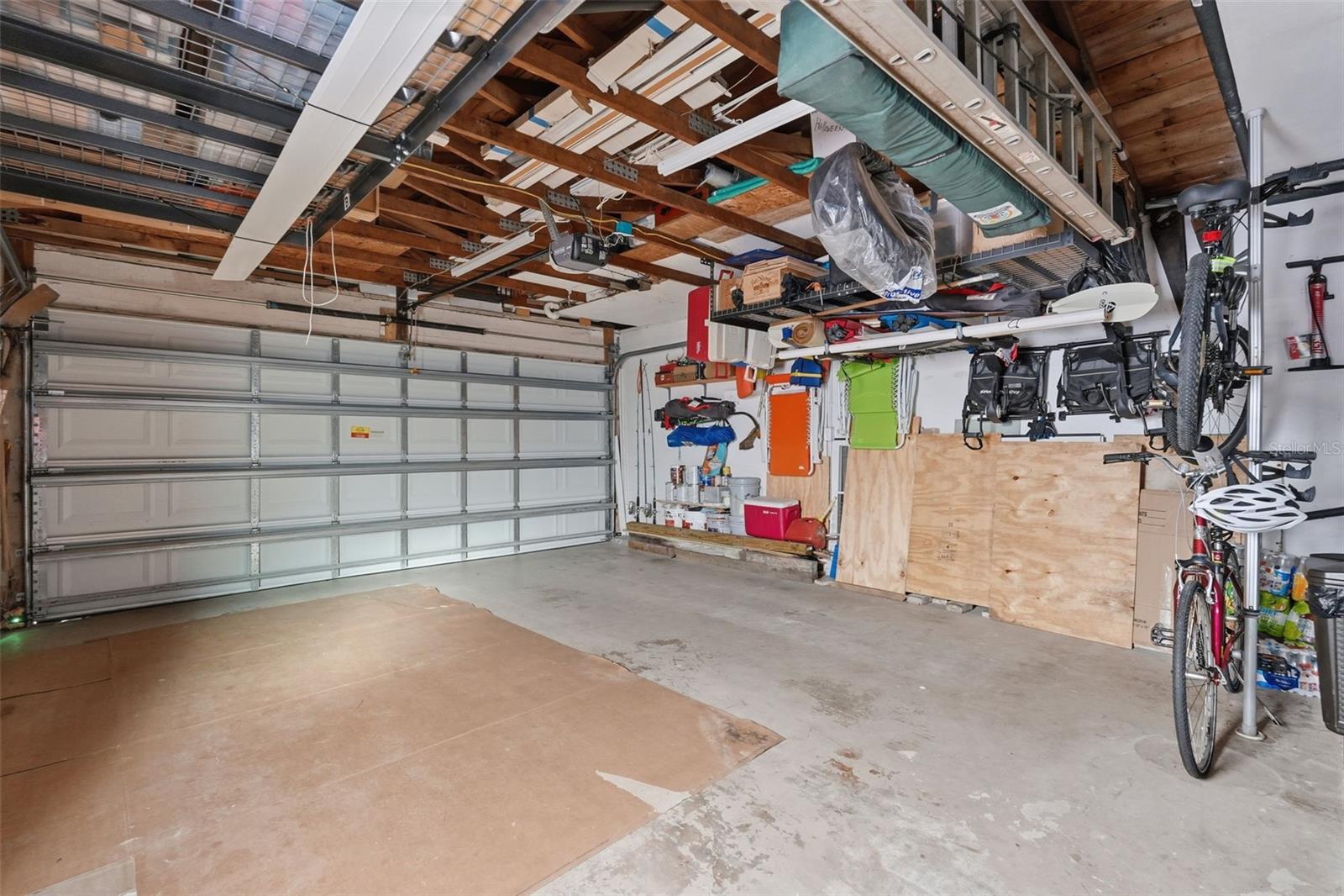 CRYSTAL ISLAND - Residential