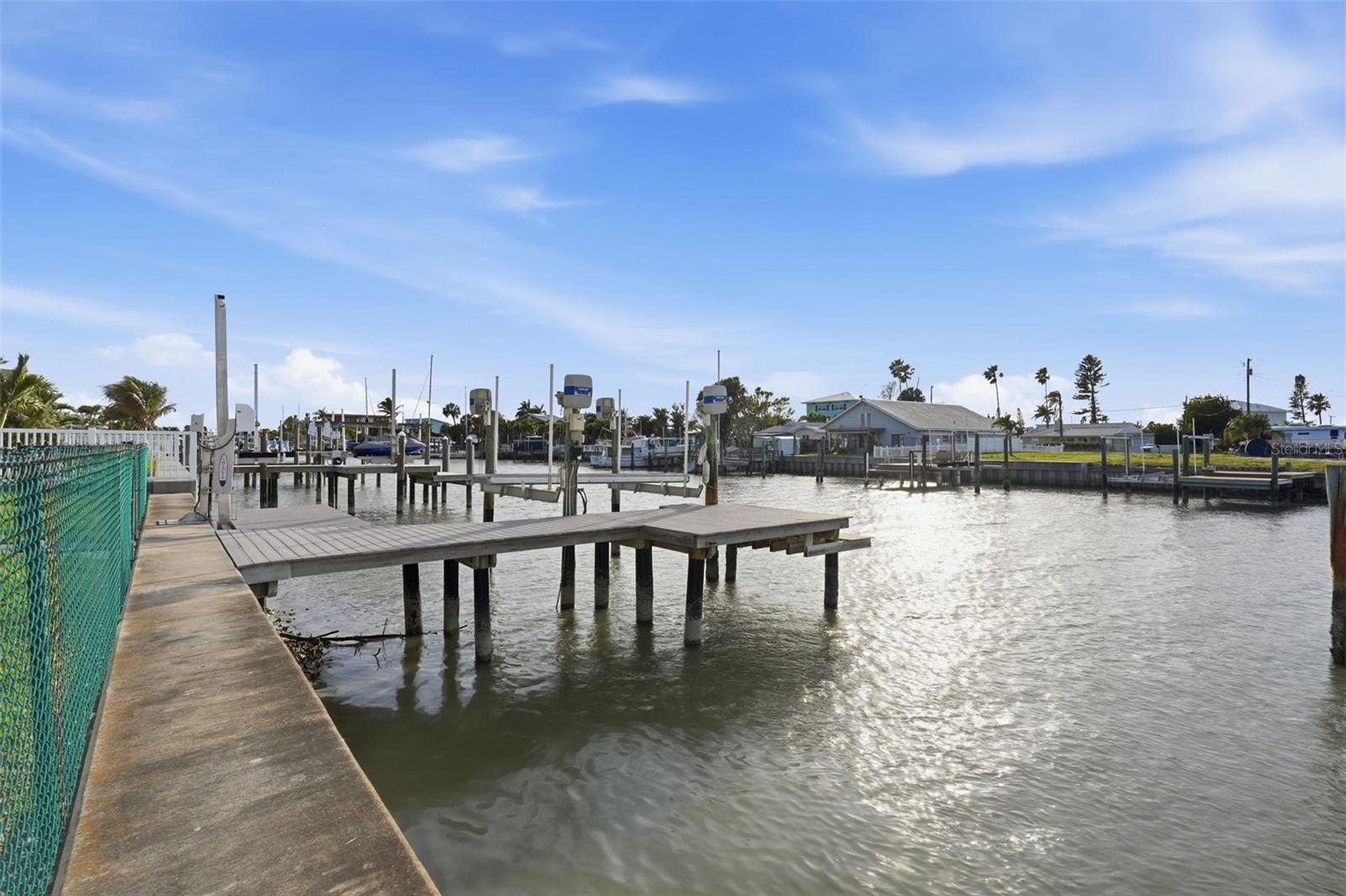 CRYSTAL ISLAND - Residential