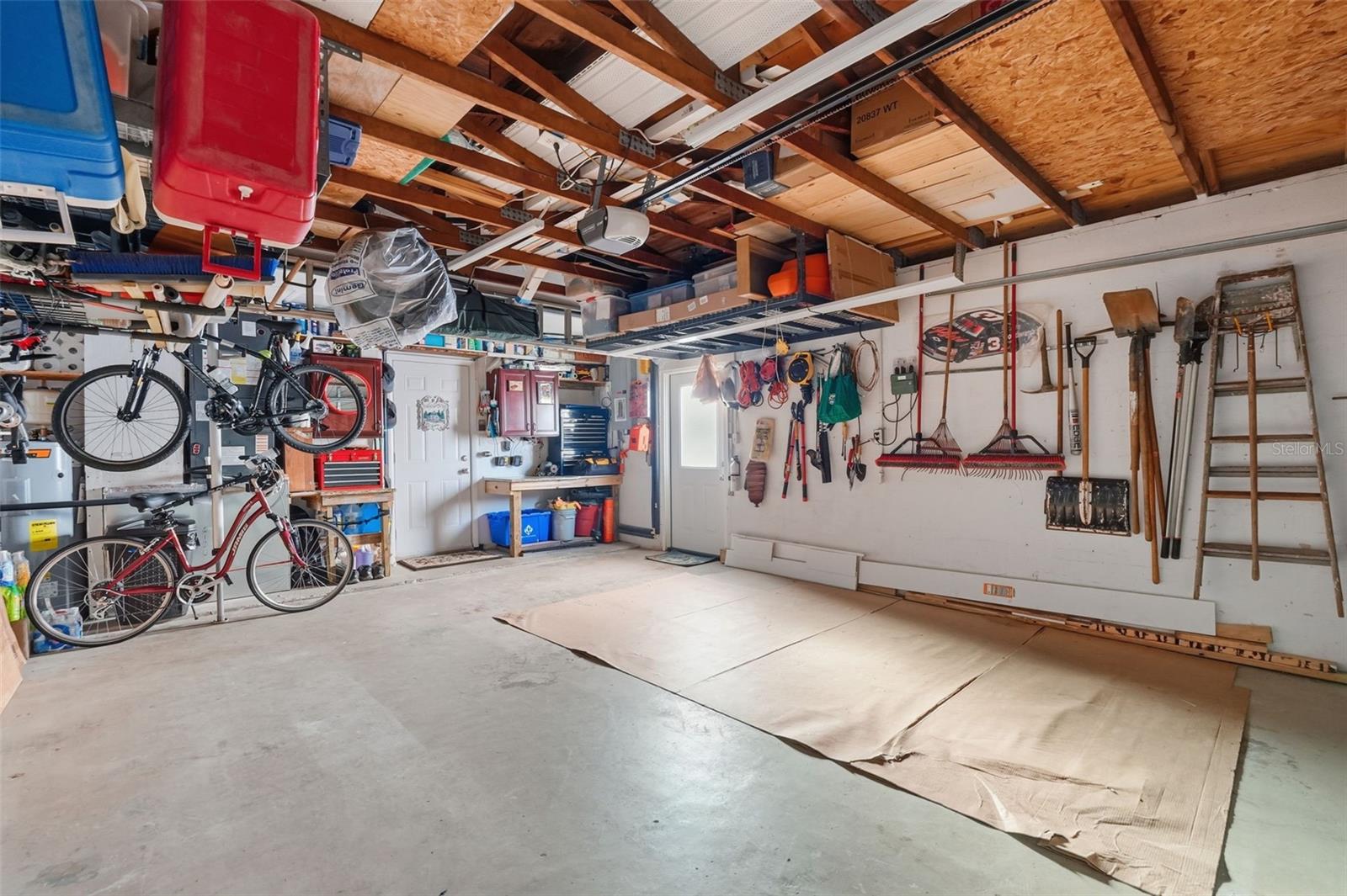 CRYSTAL ISLAND - Residential