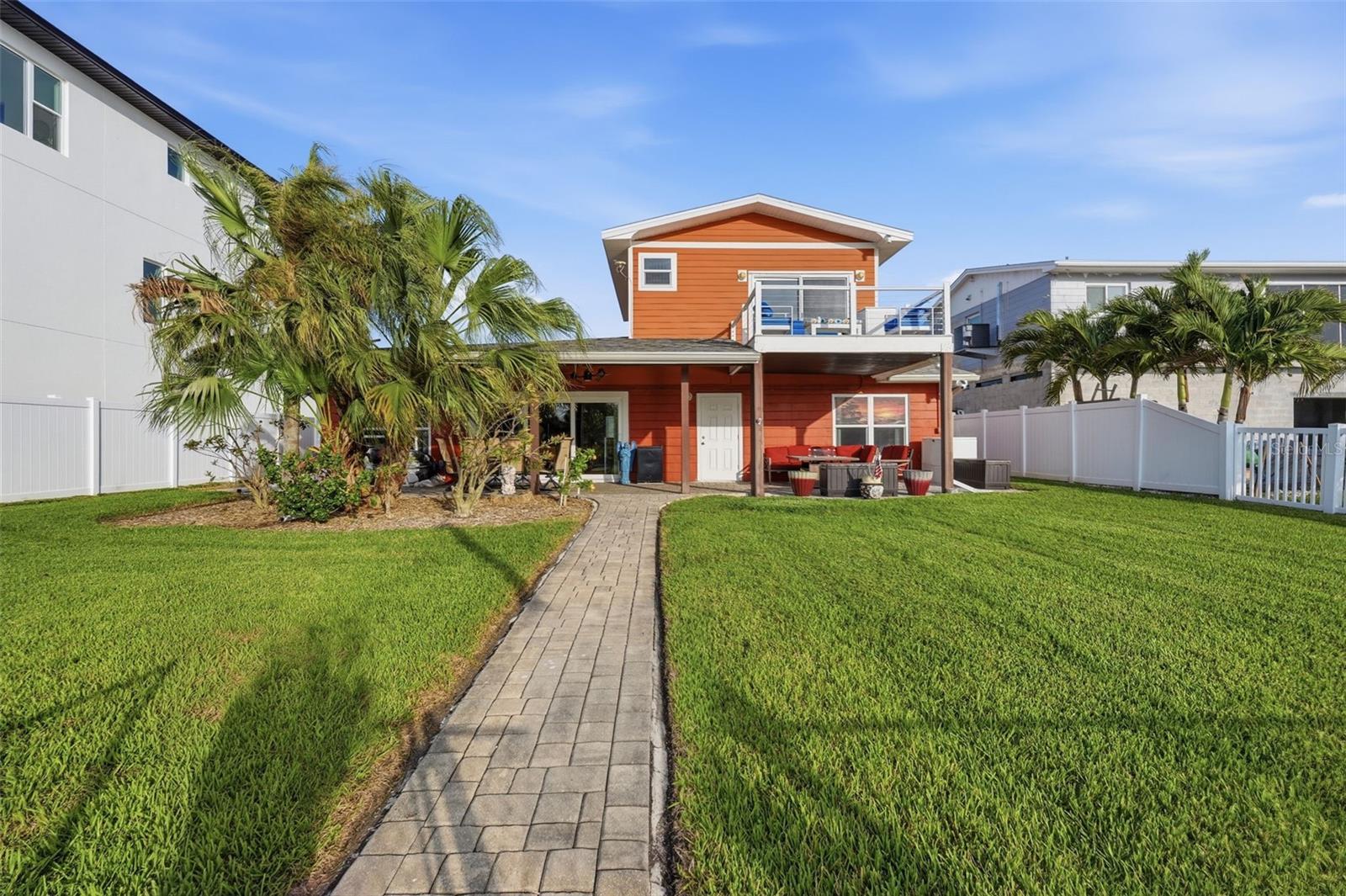 CRYSTAL ISLAND - Residential