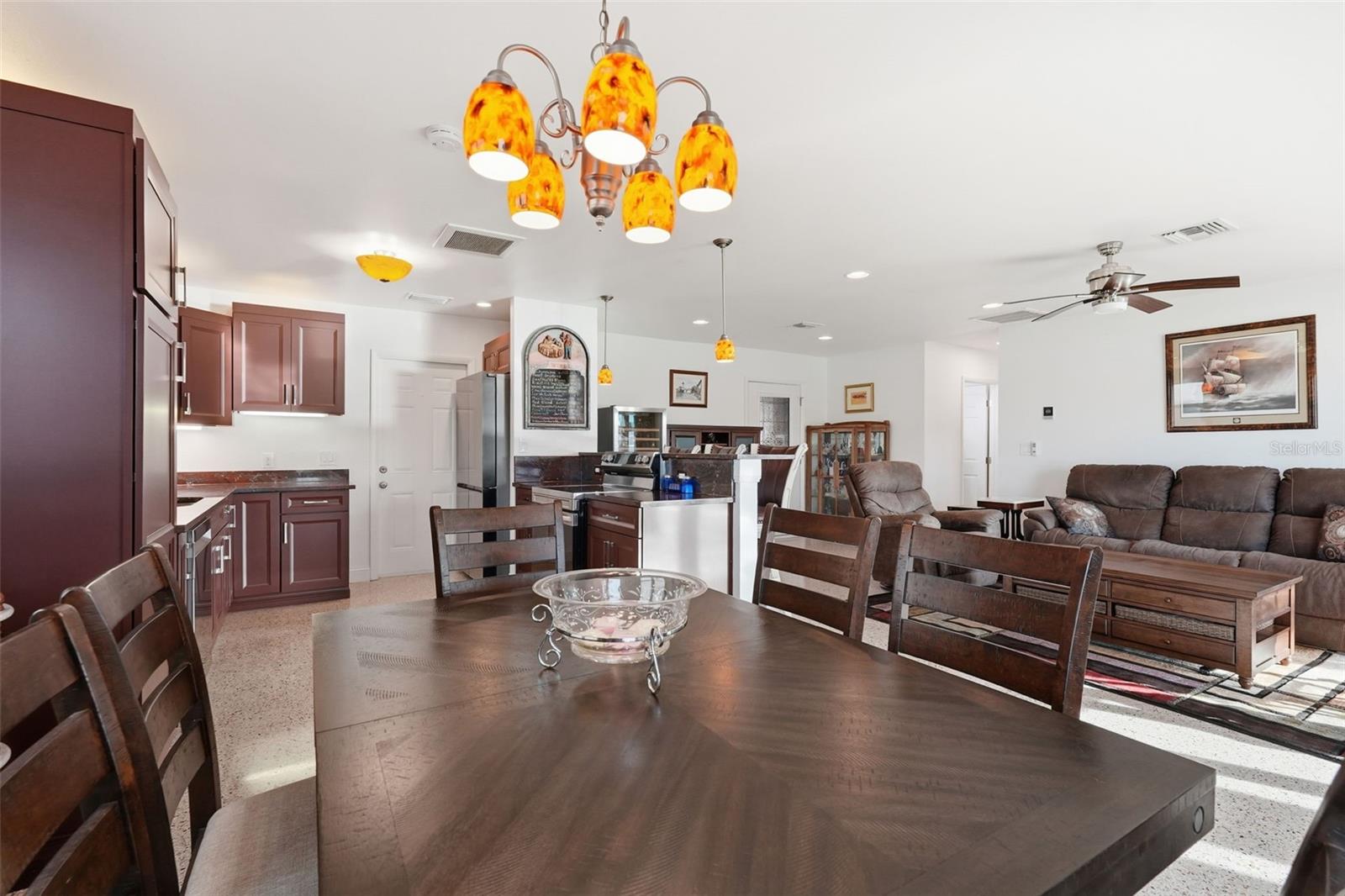 CRYSTAL ISLAND - Residential