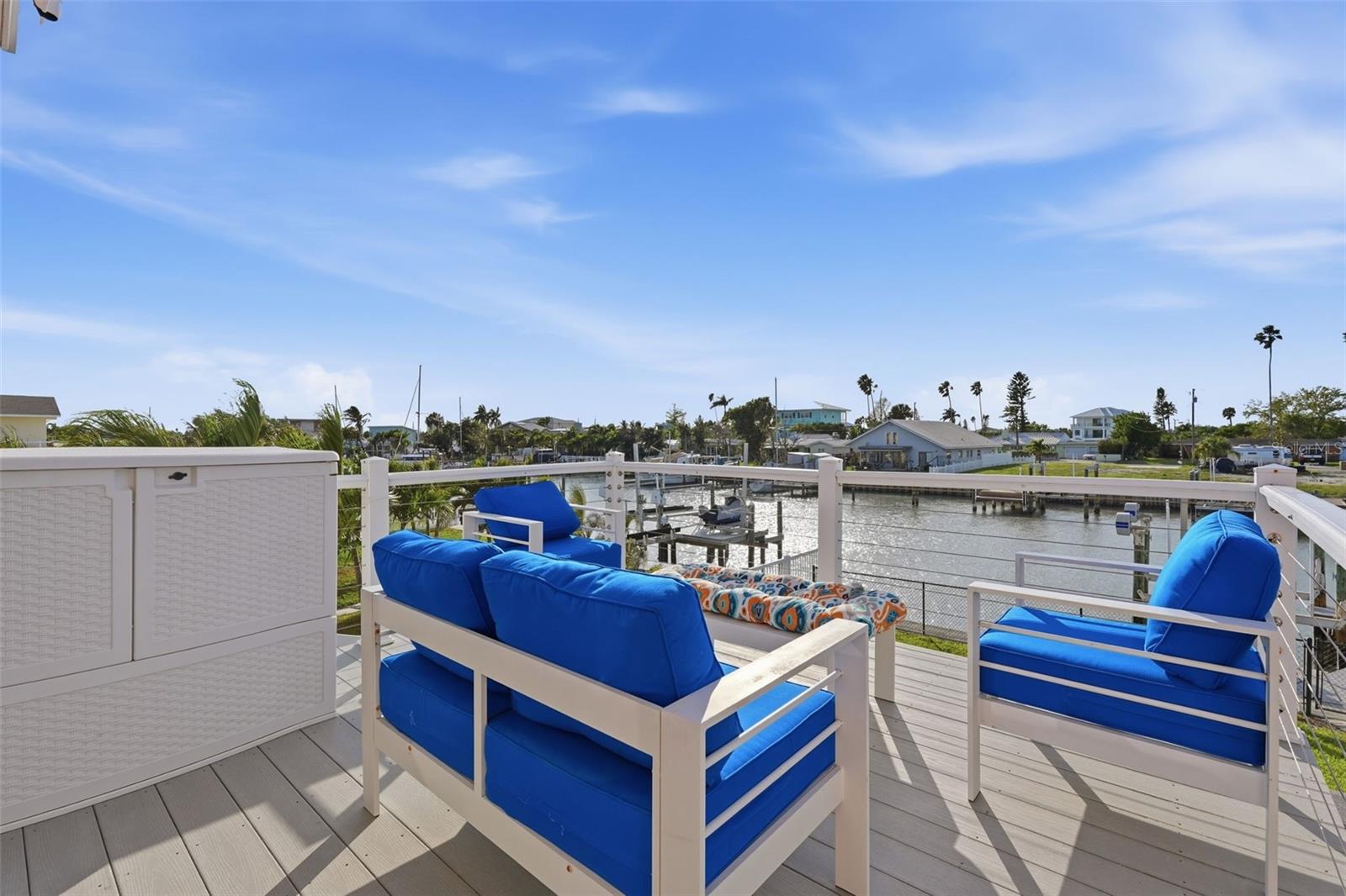 CRYSTAL ISLAND - Residential