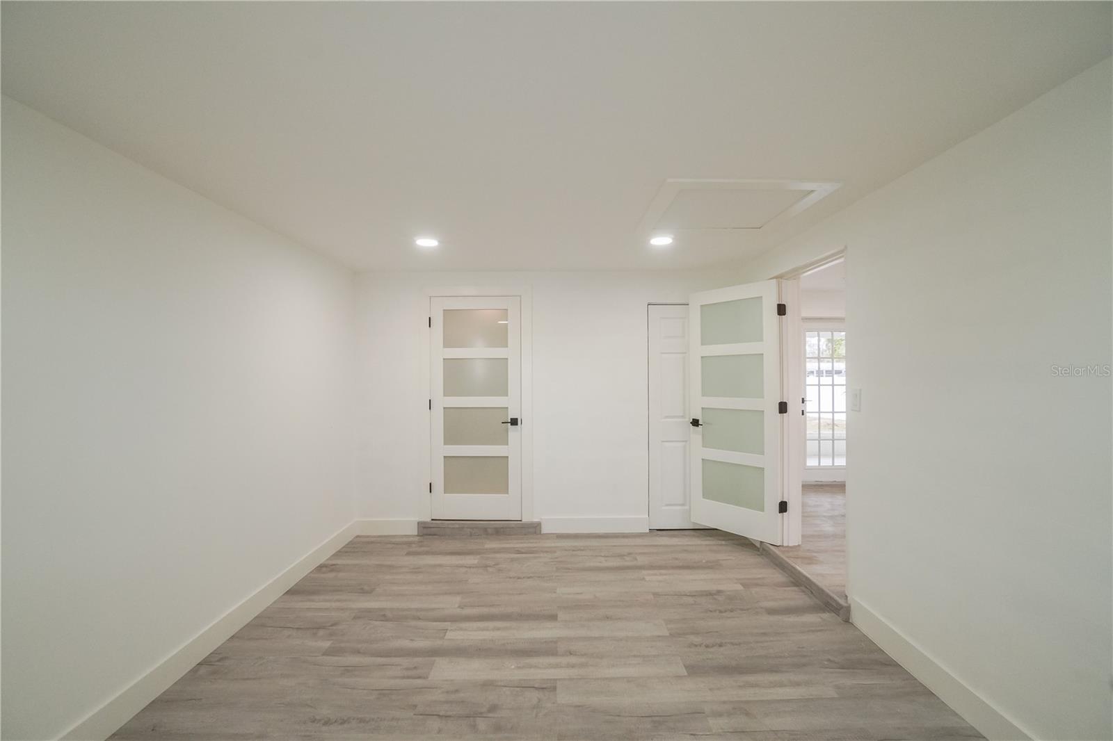 BAY HEIGHTS - Residential Lease