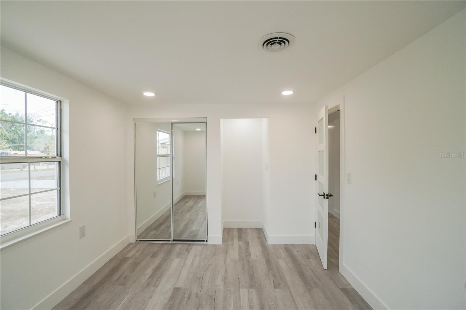 BAY HEIGHTS - Residential Lease