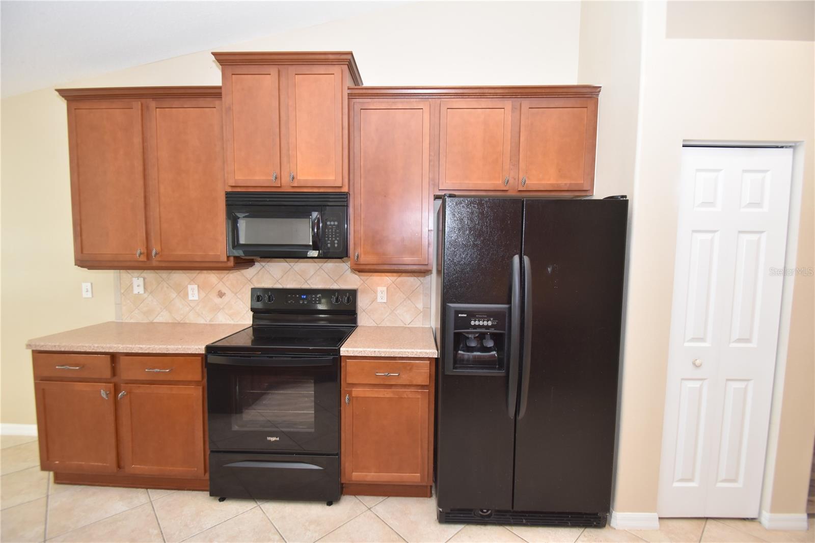 PINE GROVE - Residential Lease