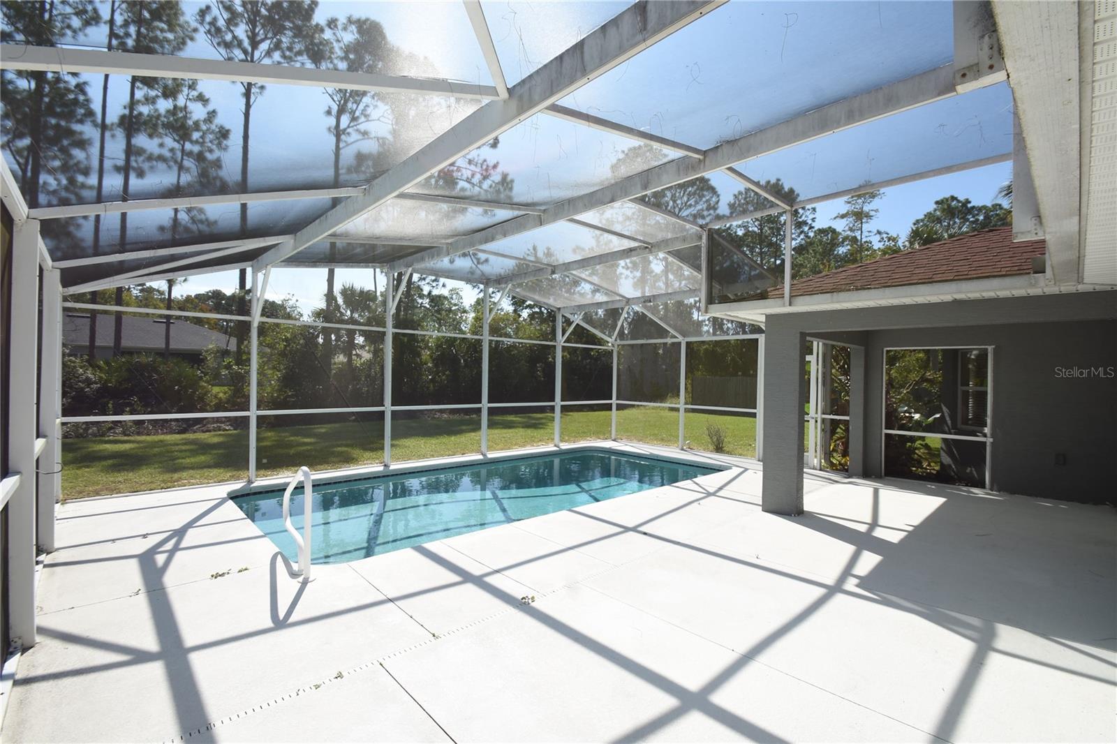 PINE GROVE - Residential Lease