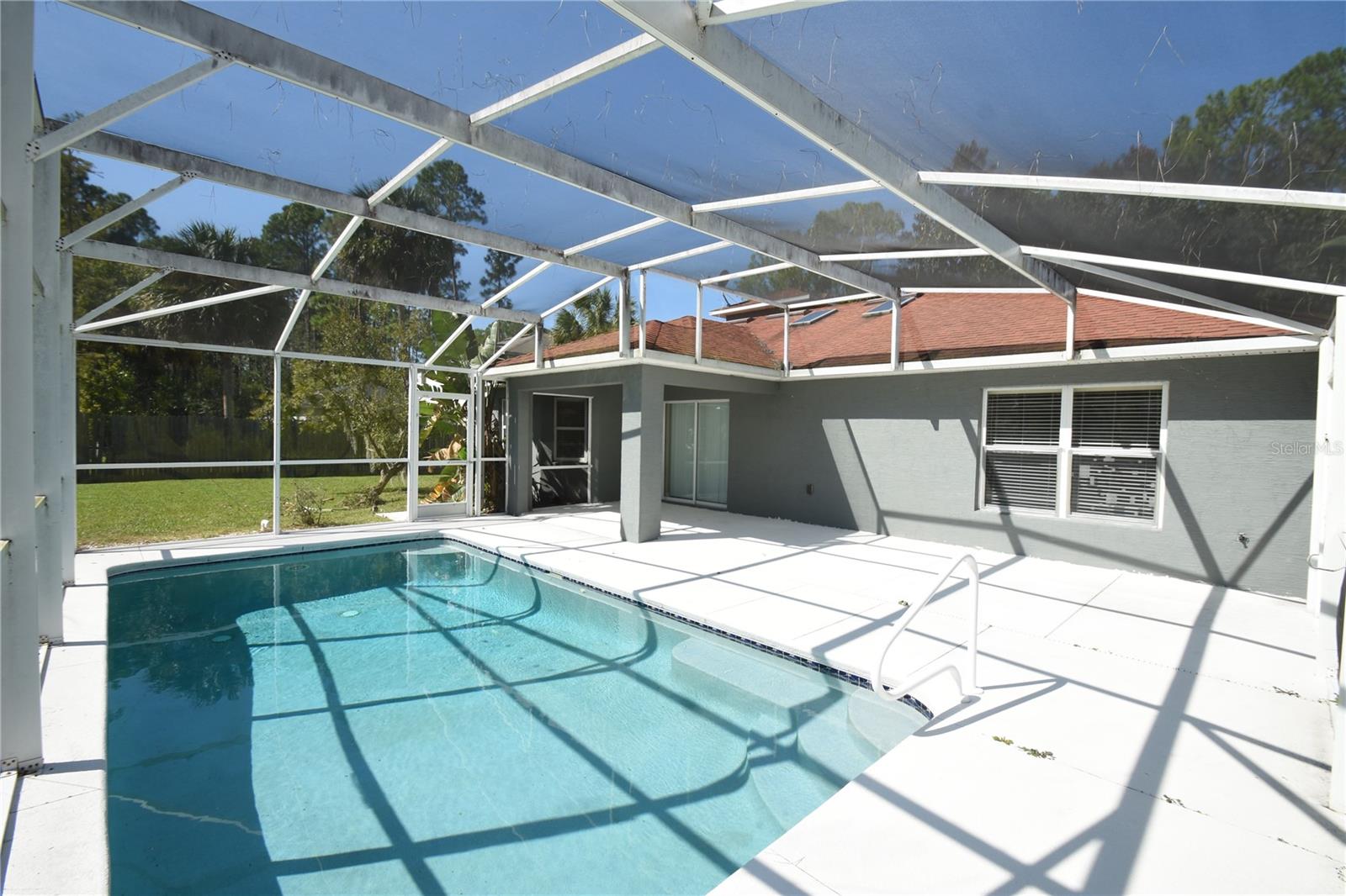 PINE GROVE - Residential Lease